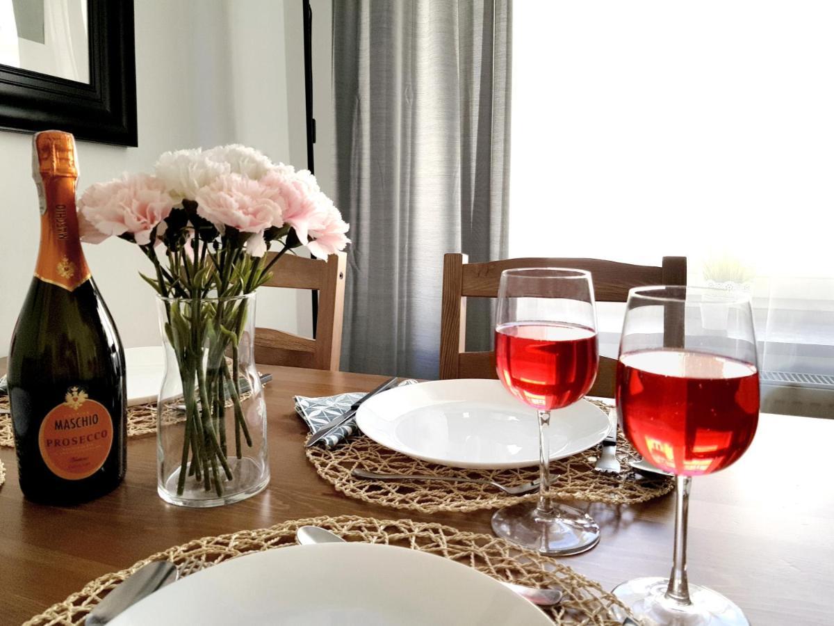 Apartament Litevski Deluxe Lublin Bagian luar foto